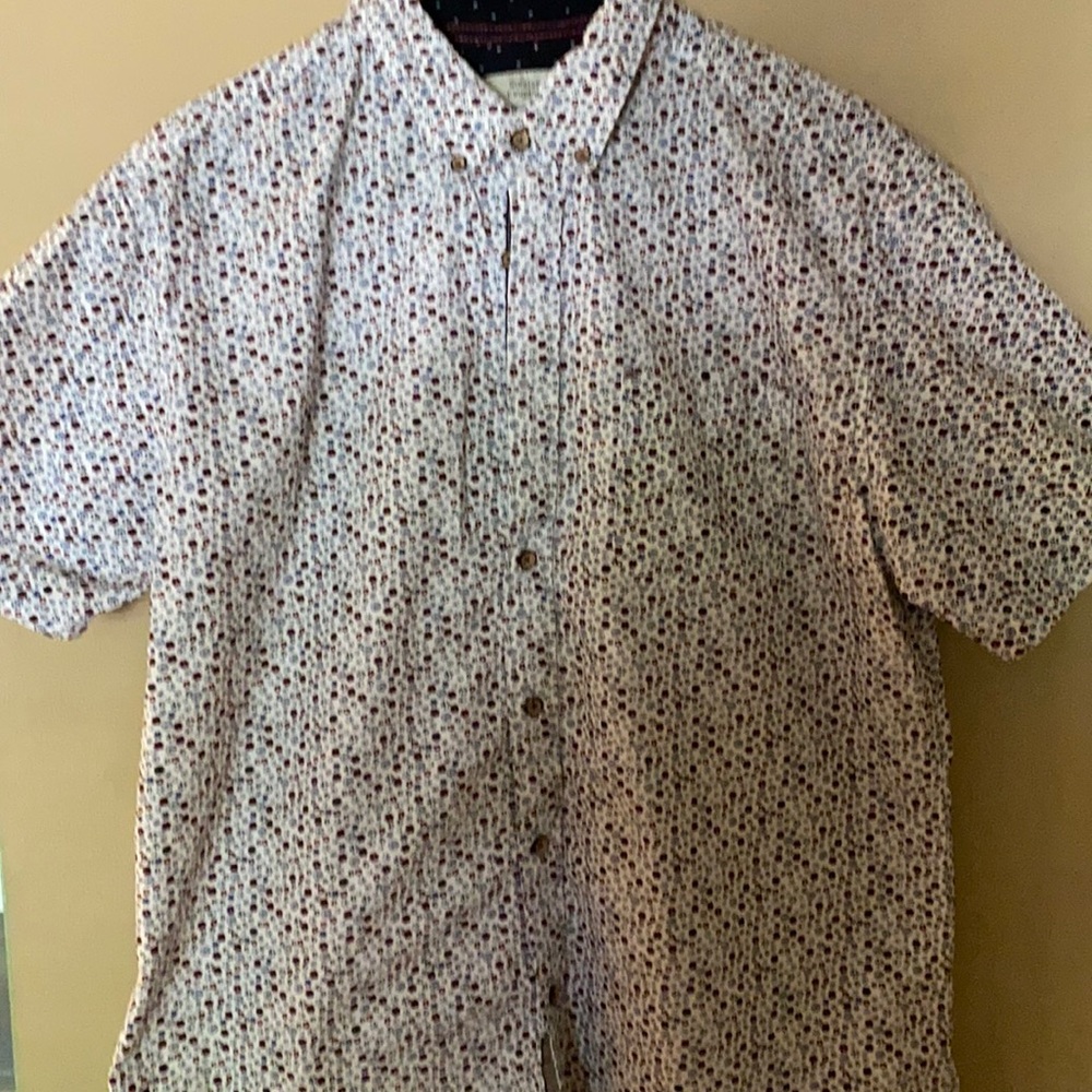 Men’s short sleeve shirt
